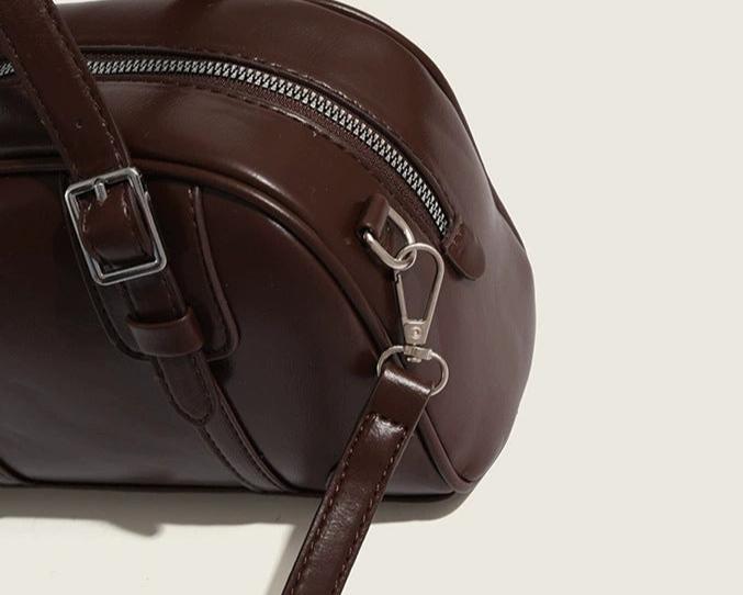 Retro handheld versatile crossbody bag