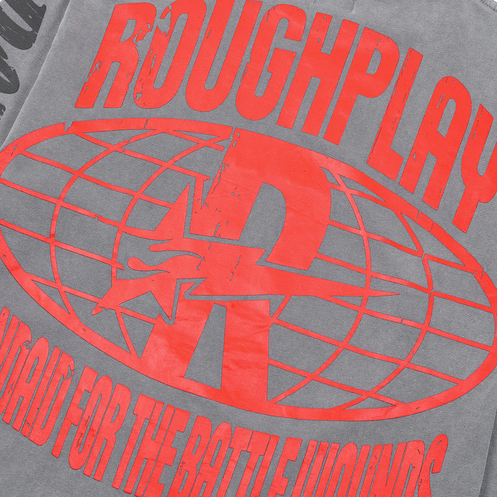 Grey Vintage Superhero Graphic Long Sleeve Tee Roughplay Oversized Streetwear T‑Shirt