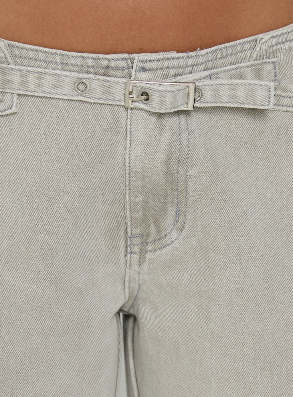 Mid Rise Bootleg Belted Jeans Desert Grey