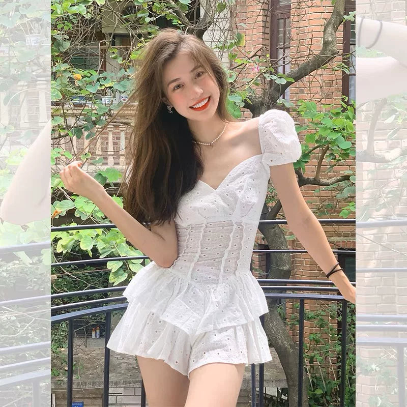 Princess Polly French gentle style white bubble sleeve dress with female design sense, niche waist cinching skirt
