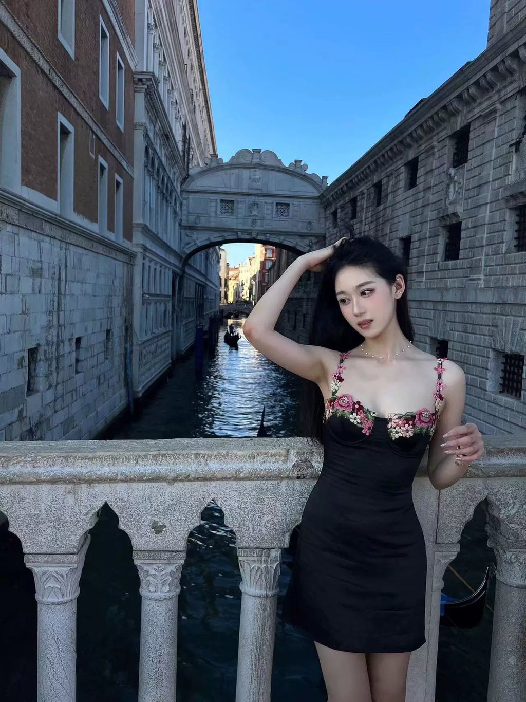 Princess Polly European and American spicy girl style satin dress embroidered suspender slimming dress sexy dress